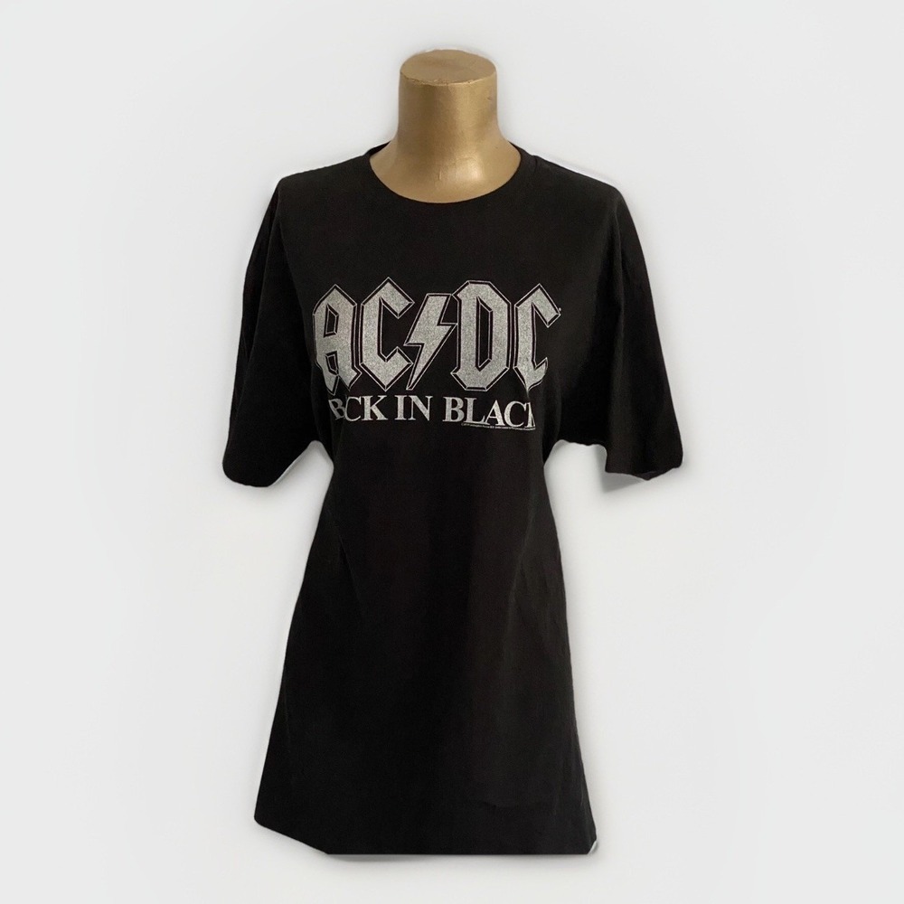 AC/DC Back In Black Black Rock and Roll Music Band T-Shirt Ladies Size Medium.